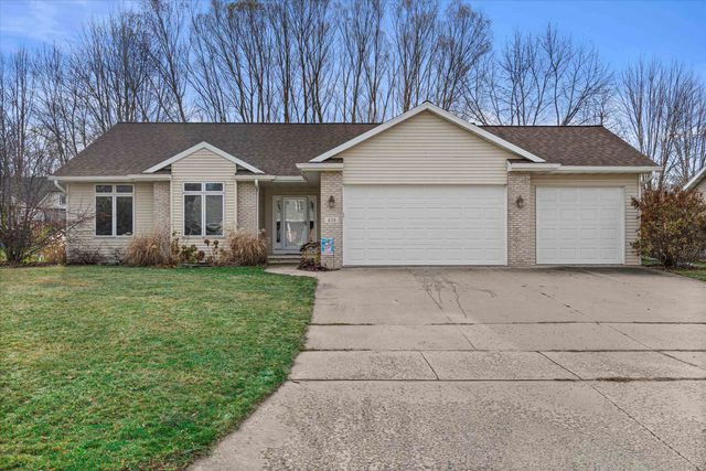 $399,900 | 438 Fawnwood Court | Wrightstown