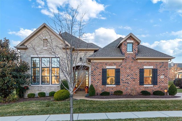 $1,639,000 | 225 Mulberry Row Court | Creve Coeur