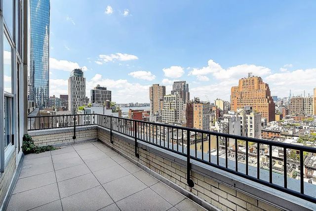 $6,995 | 53 Park Place, Unit 16T | TriBeCa