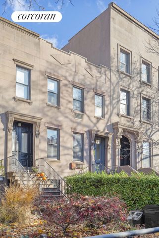 $3,400,000 | 53 2nd Place | Carroll Gardens