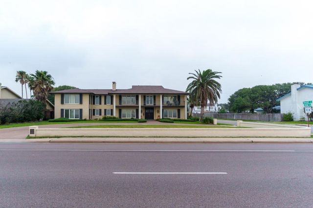 $1,599,000 | 5201 Ocean Drive | Midtown Corpus Christi