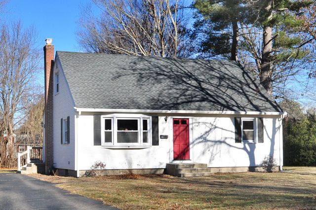 $269,900 | 74 Country Lane | East Hartford