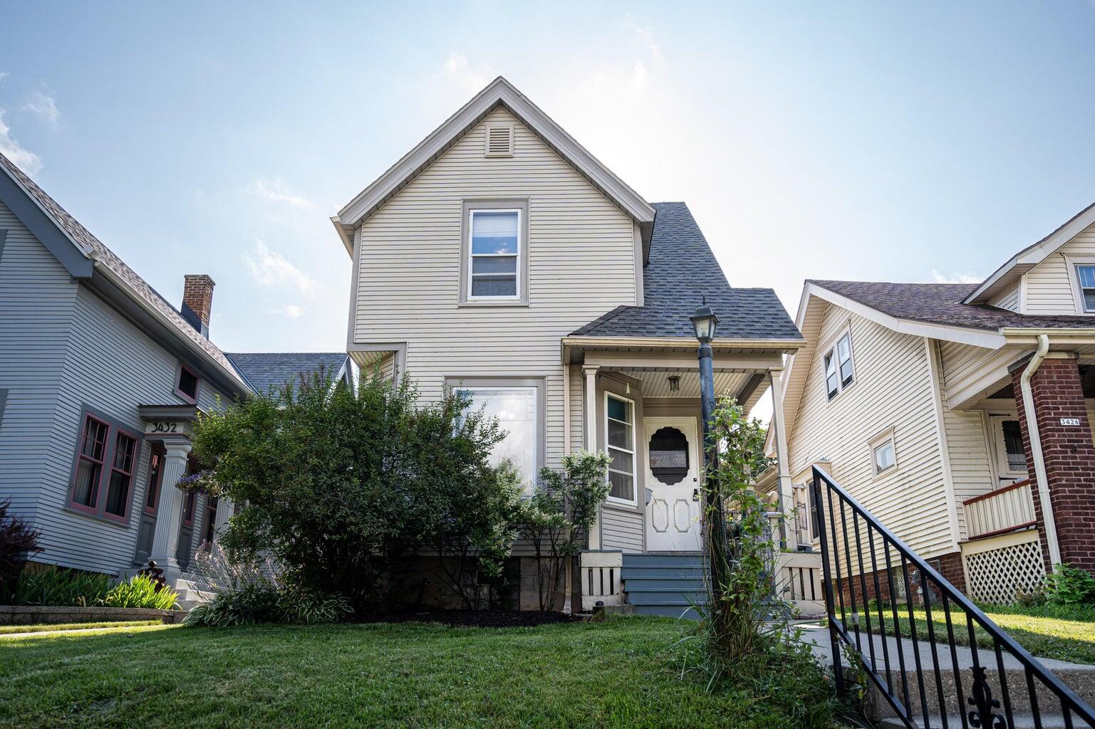 Stunning Queen Anne Victorian!