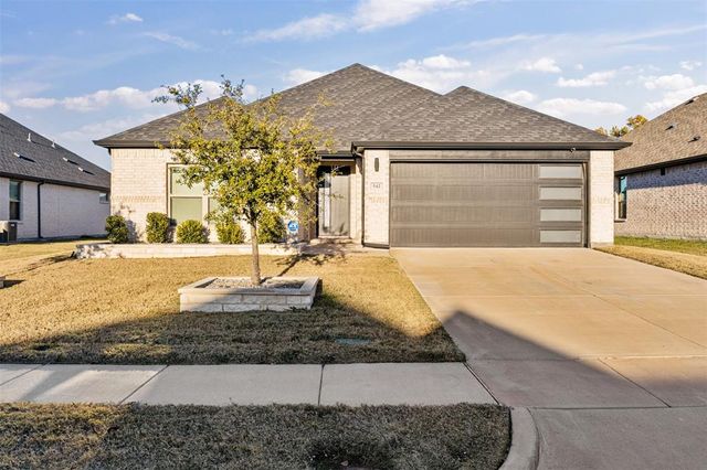 $330,000 | 542 Tuscany Drive | Forney