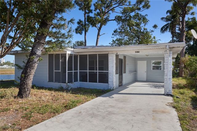 $1,650 | 2835 Evans Avenue | Fort Myers