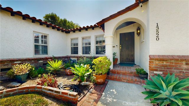 $1,600,000 | 13520 Beverly Boulevard | Whittier