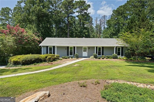 $3,200 | 3131 Garden Ln Drive | East Cobb