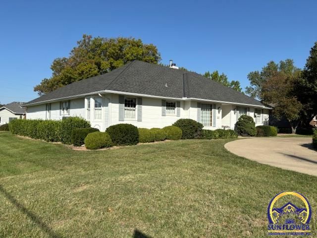 $349,000 | 2401 West View Terrace | Emporia