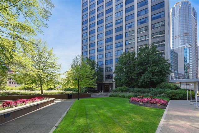 $210,000 | 112 Washington Place, Unit 5G | Downtown Pittsburgh