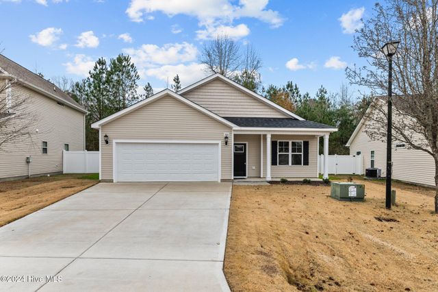 $299,900 | 306 Hawks Bluff Drive