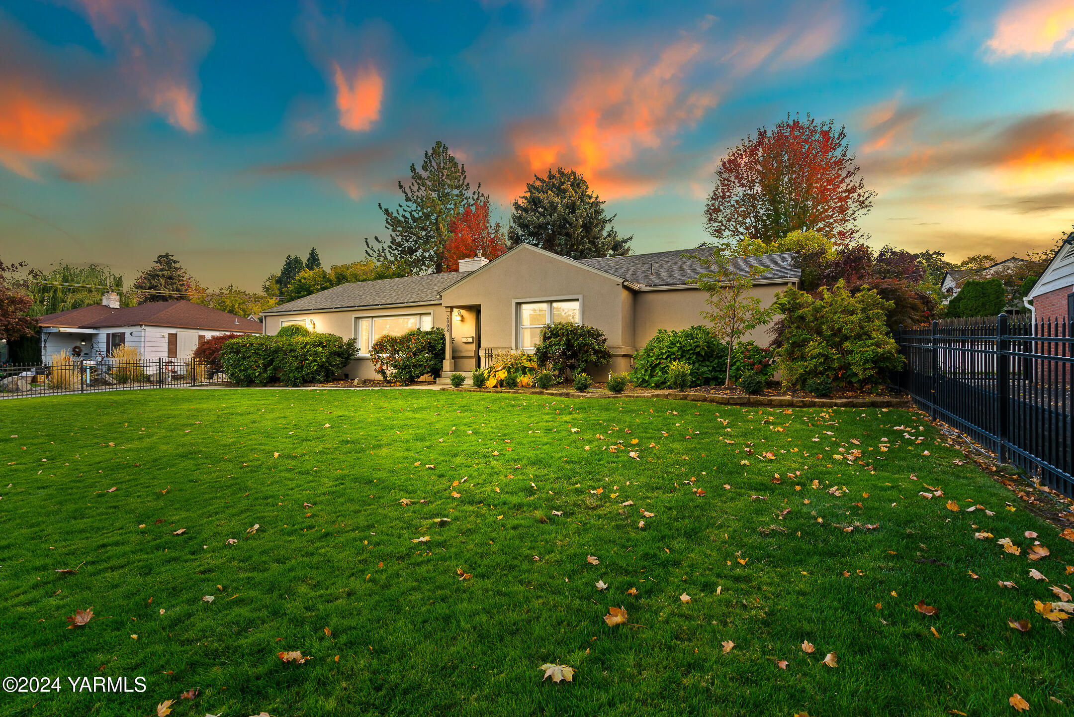 a front view of house with garden