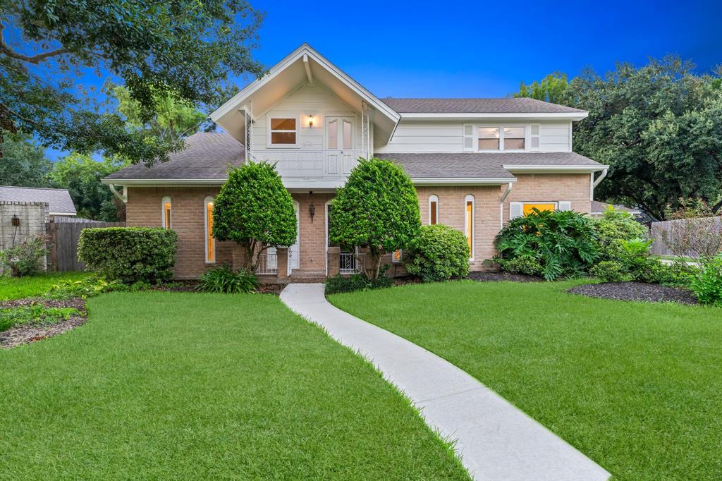 Gorgeous Curb Appeal