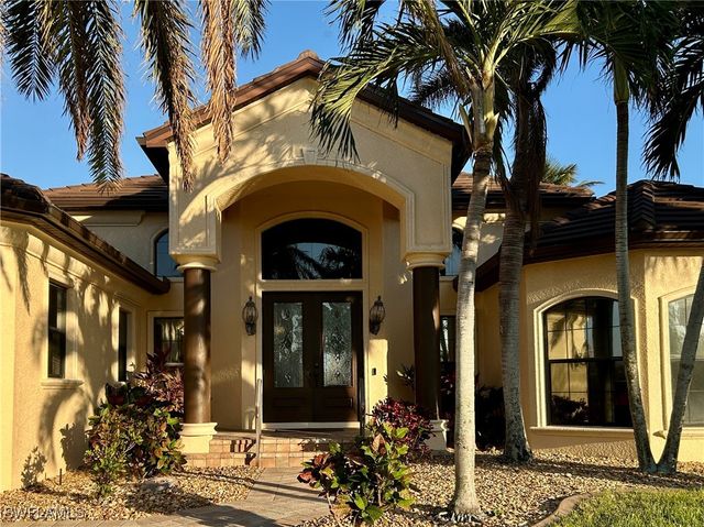 $1,250,000 | 4007 Surfside Boulevard | Cape Coral