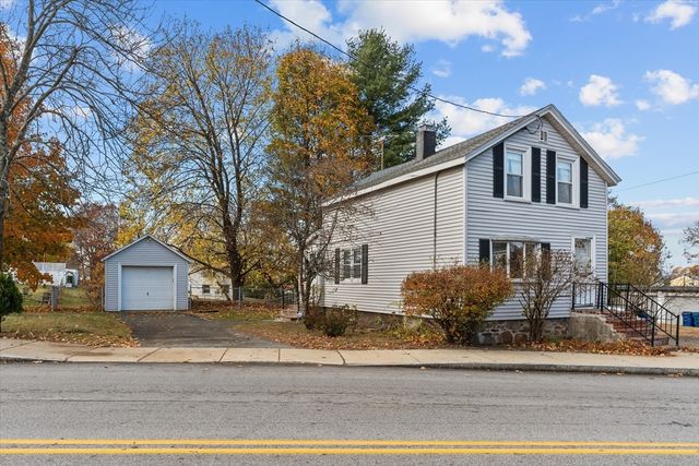 $394,900 | 79 Beacon Street | South Lawrence