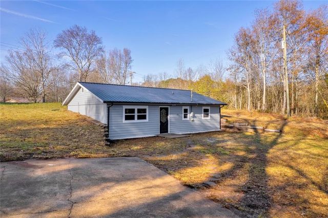 $2,100 | 2360 Dr Bramblett Road