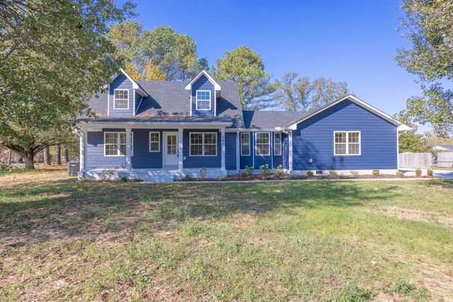 $449,900 | 304 Tyne Road | Shelbyville