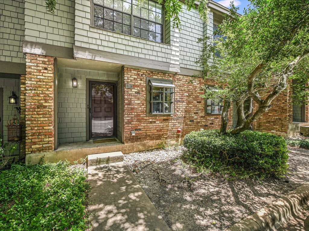 Townhouse style condo.