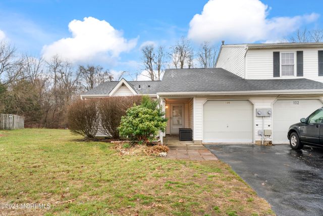 $362,500 | 100 Harbor Circle | Moors Landing