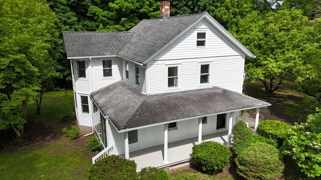 $364,900 | 5 Aspetuck Ridge Road | New Milford