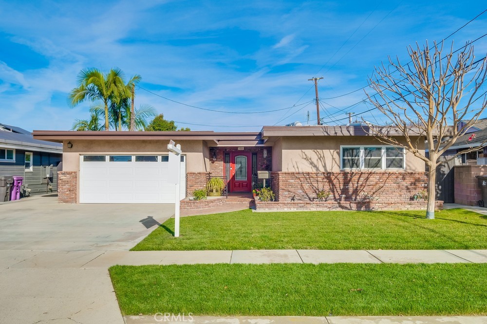 1855 Stevely,  faces south, this house does not back-up to LA riverbed or power lines.