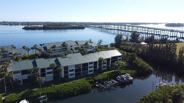 $580,000 | 1825 Tarpon Lane, Unit 102 | Vero Beach