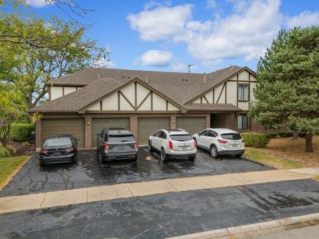 $224,900 | 18080 Royal Oak Court, Unit 1 | Tinley Park