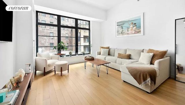 $1,700,000 | 50 West 30th Street, Unit 3D | NoMad