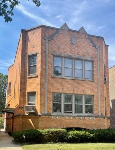 $3,000 | 4928 North Francisco Avenue, Unit 1B | Ravenswood