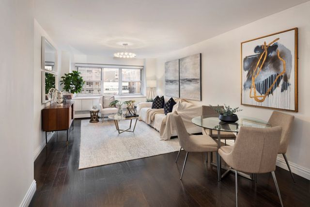 $725,000 | 153 East 57th Street, Unit 8D | Midtown East