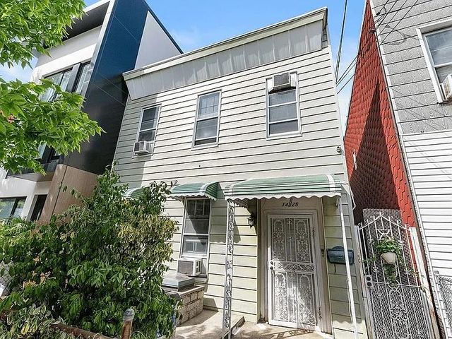 $1,198,000 | 14-25 31st Drive | Astoria