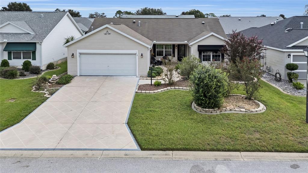 front view of house with a yard