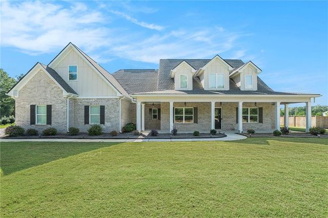 $674,900 | 2100 Meadowood Cove