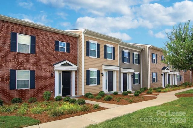 $2,676 | 10154 Enniscrone Road, Unit RUTLEDGE | Pineville