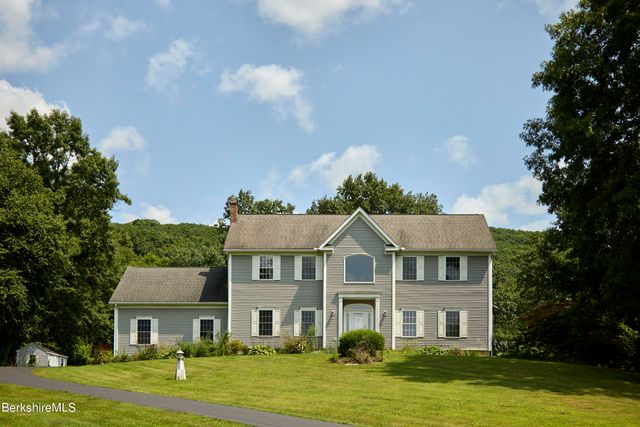 $895,000 | 210 North Mountain Road | Copake