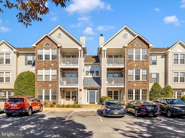 $277,900 | 5670 Wade Court, Unit D | Ballenger Creek