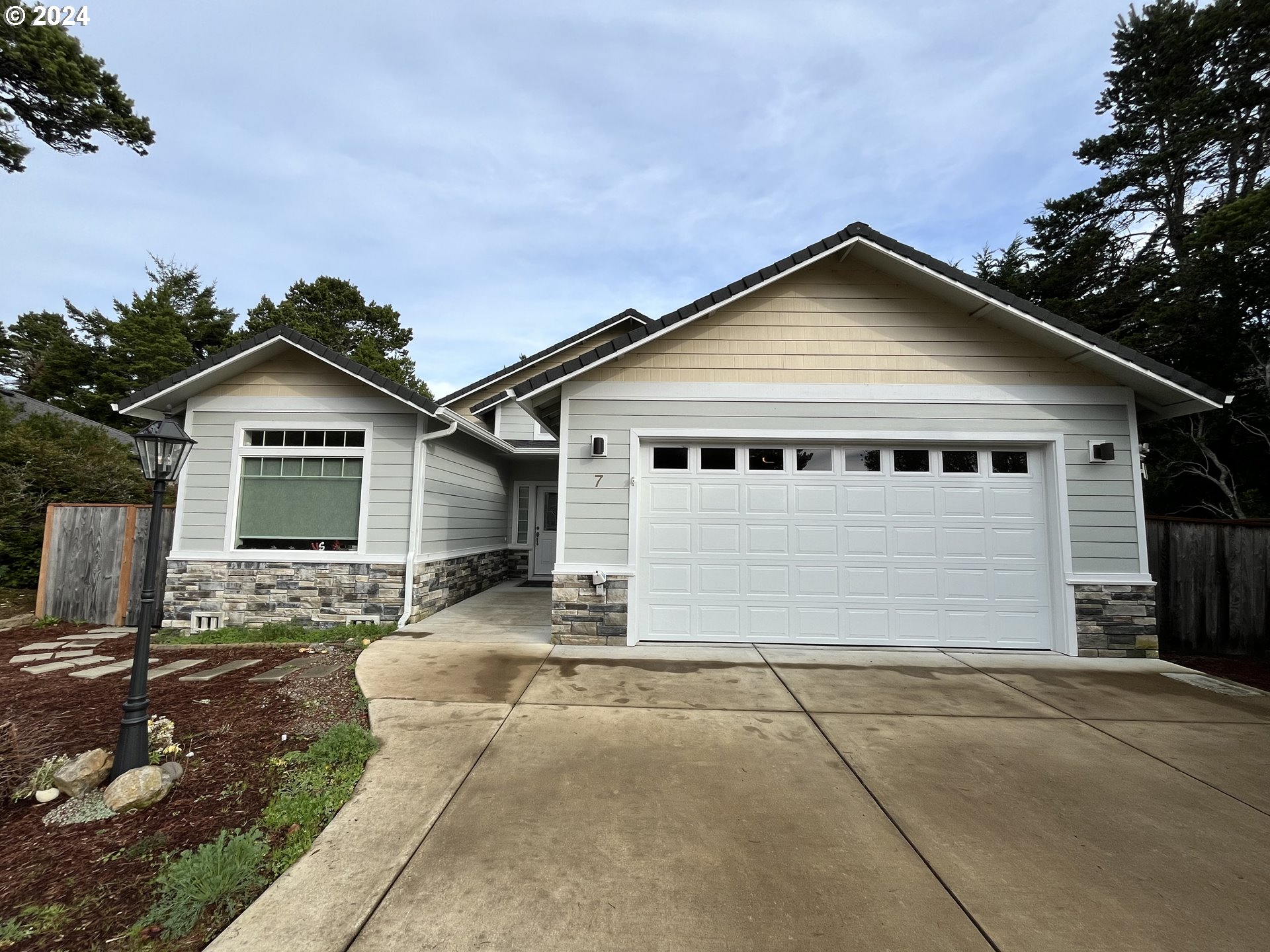 a view of house with a outdoor space