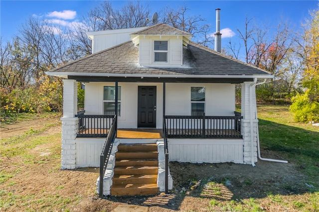 $190,000 | 302 Milwaukee Street | Excelsior Springs