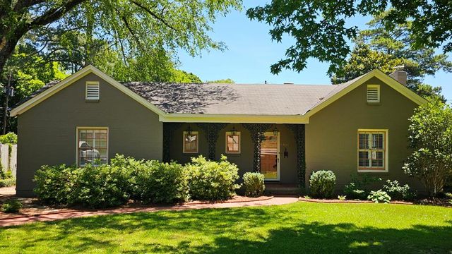 $409,000 | 1530 Hilton Avenue | Wild Wood Circle Historic District