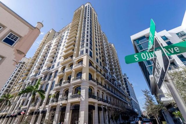 $895,000 | 701 South Olive Avenue, Unit 303 | Two City Plaza