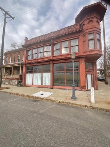 $700 | 1421 Penn Street | Patee Town Historic District