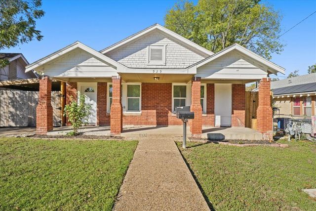 $425,000 | 929 South Rosemont Avenue | North Oak Cliff