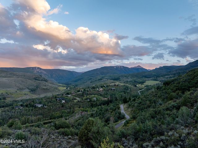 $4,700,000 | 420 Saddle Horn Way | Lake Creek Valley