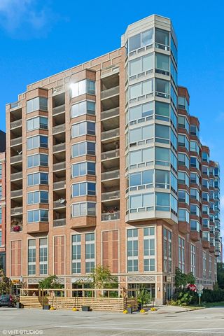 $725,000 | 720 West Randolph Street, Unit 907 | West Loop