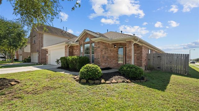 $269,900 | 131 Tonkawa Canyon Drive | La Marque