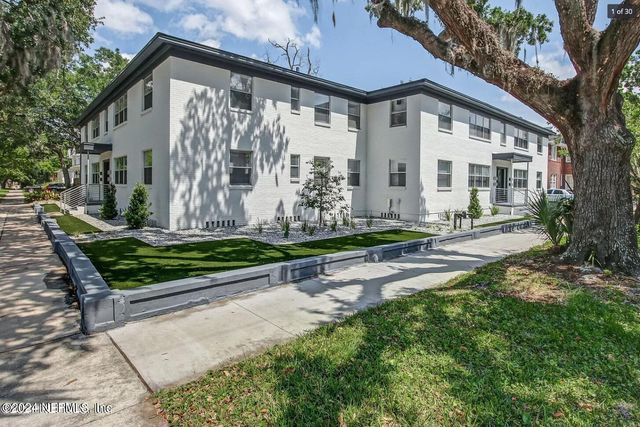 $2,459,000 | 2160 Riverside Avenue | Riverside