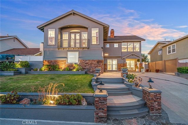 $2,595,000 | 923 Avenida Salvador | Southeast San Clemente