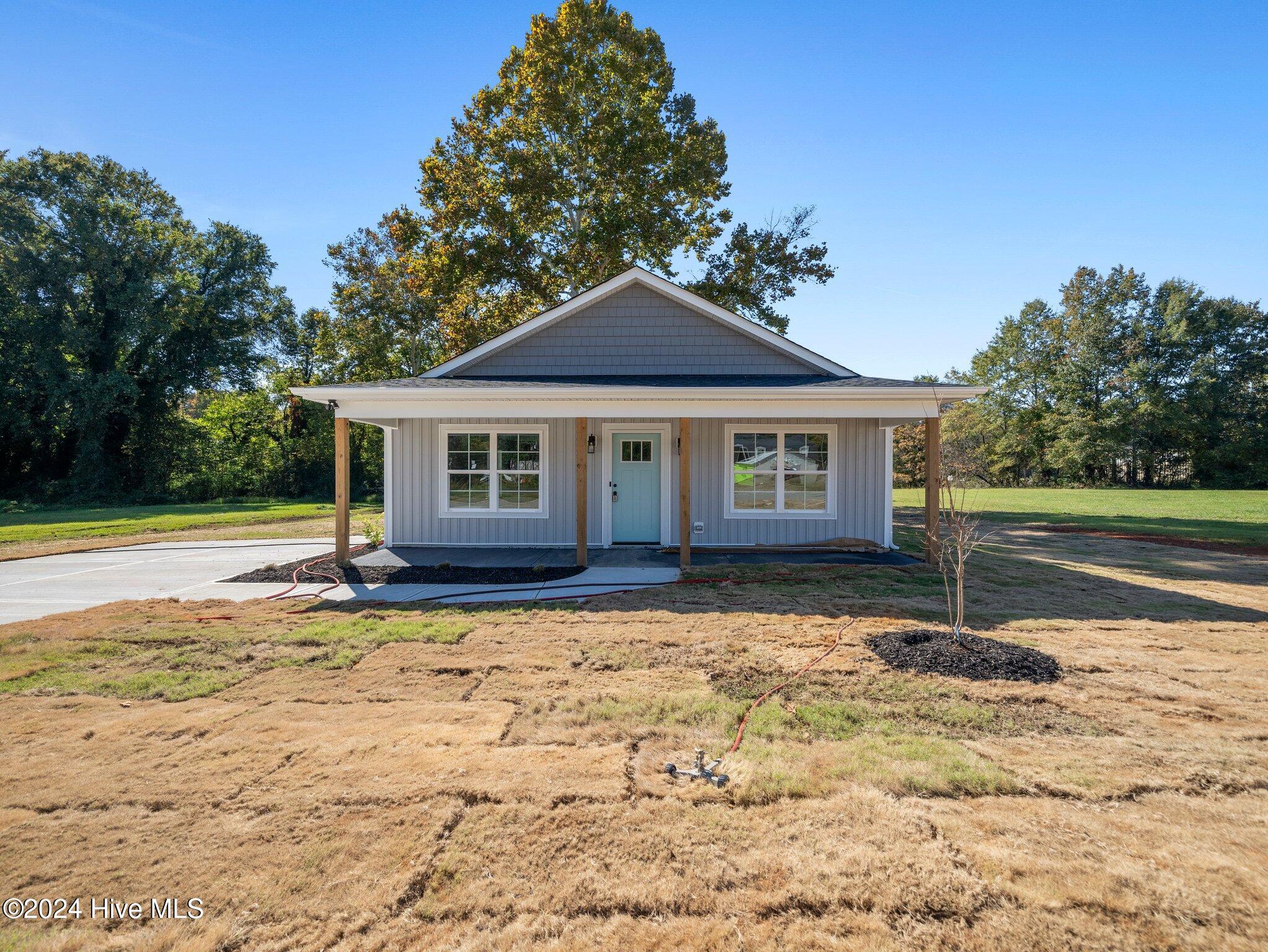 4-web-or-mls-208 S Pine-2 copy