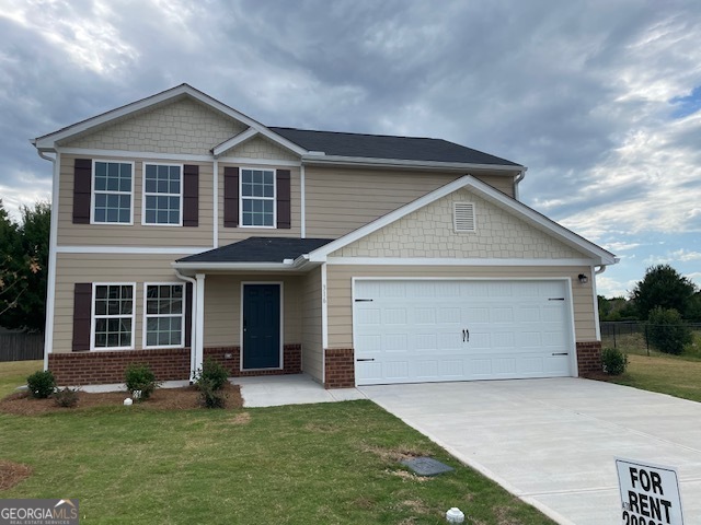 a view of an house with backyard space and porch