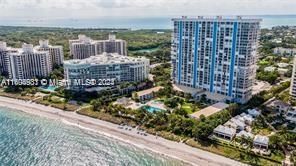 $6,000 | 881 Ocean Drive, Unit 25D | Key Biscayne