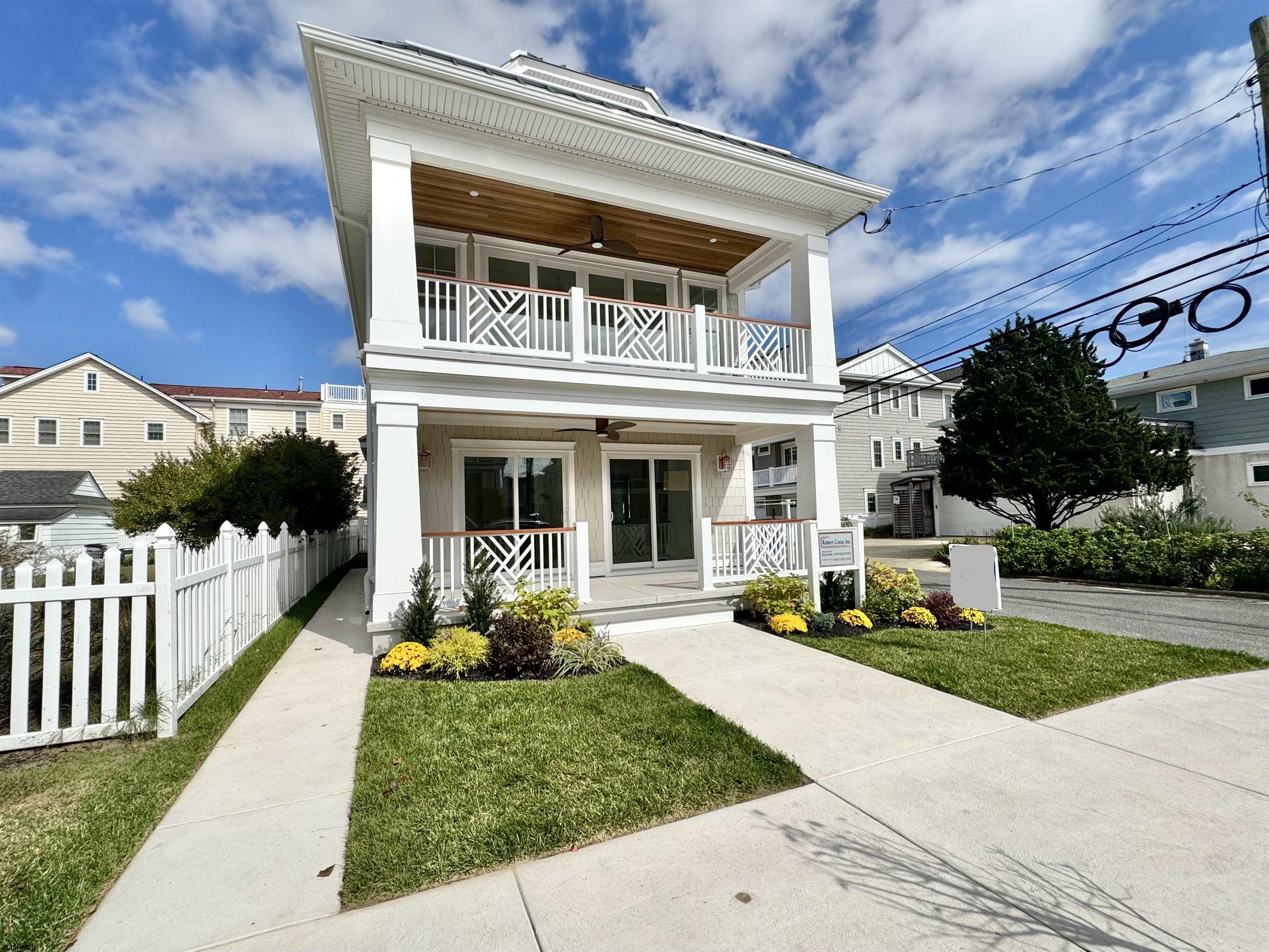 front view of house with a yard